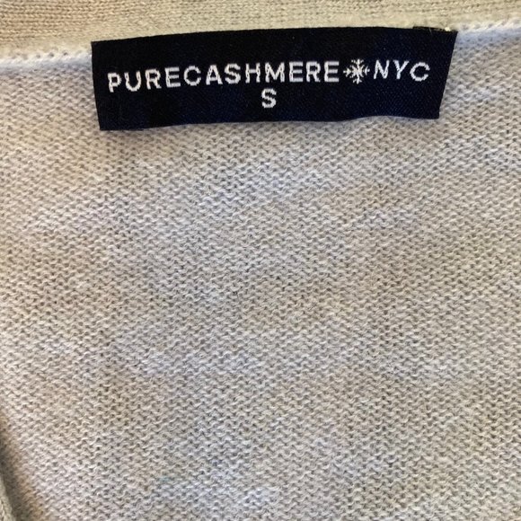 Pure Cashmere NYC Deep V Neck Sweater in Baby Blue Size Small - Picture 3 of 3